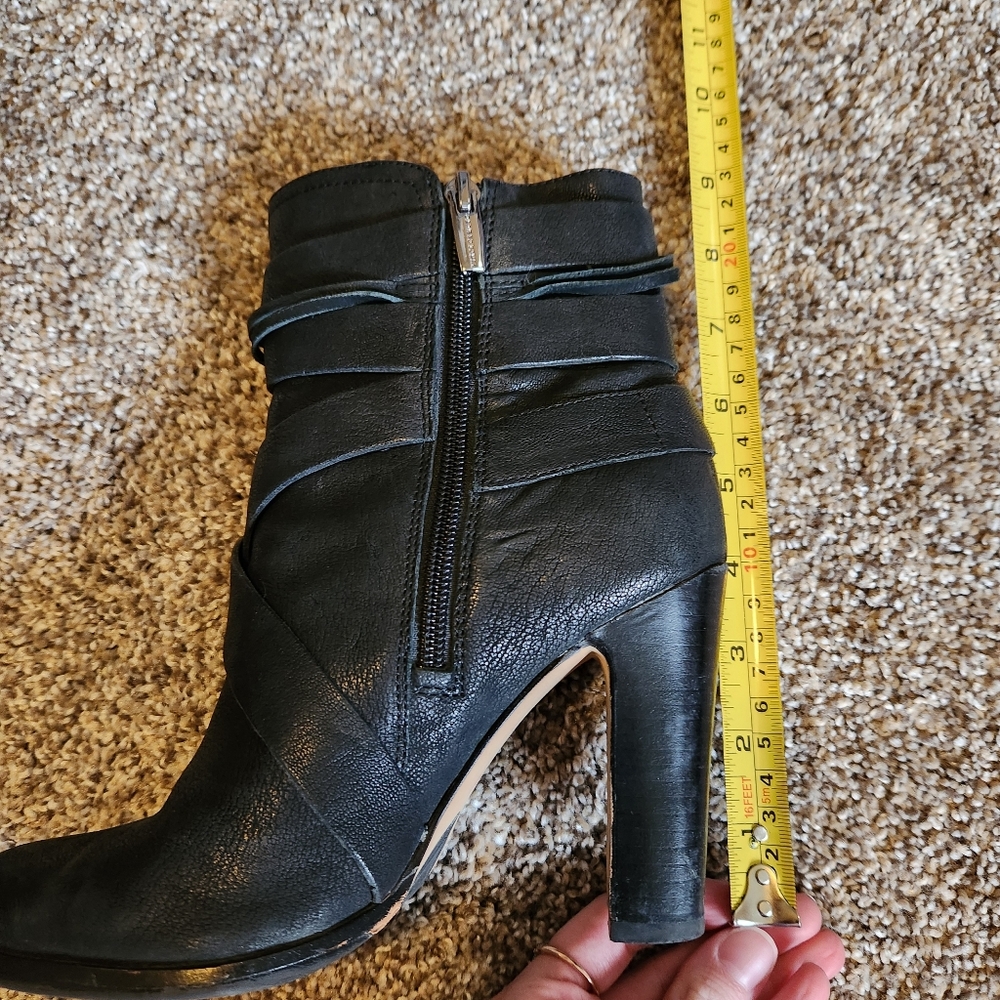 Vince Camuto Charisa Bootie - Picture 7 of 9